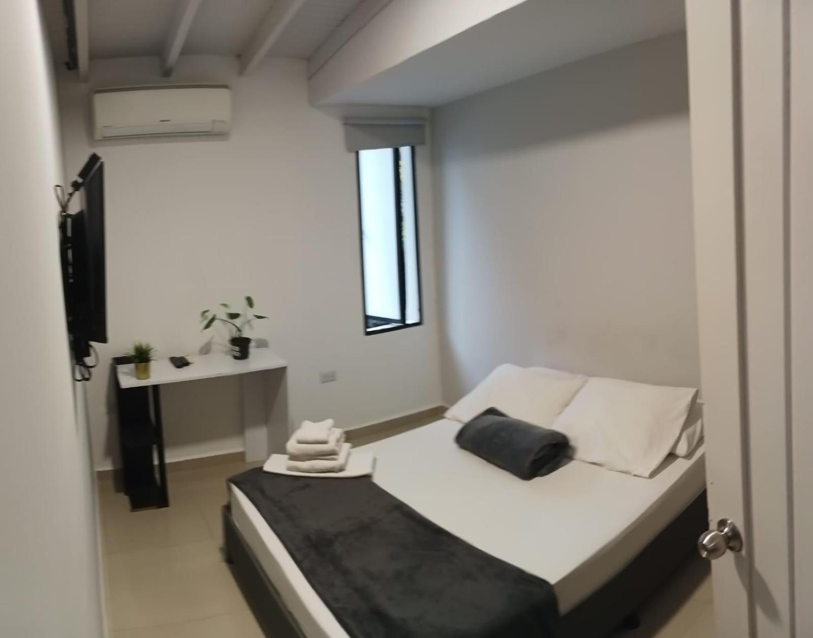 Hotel La Carpita 메딜린 외부 사진